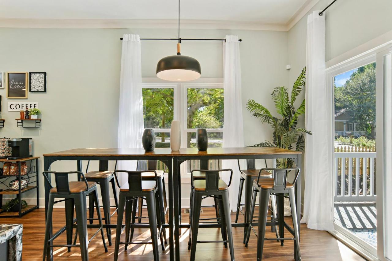 Sun Lit Modern Home With Good Vibes And Lots Of Coffee - Designedbydom แอตแลนตา ภายนอก รูปภาพ